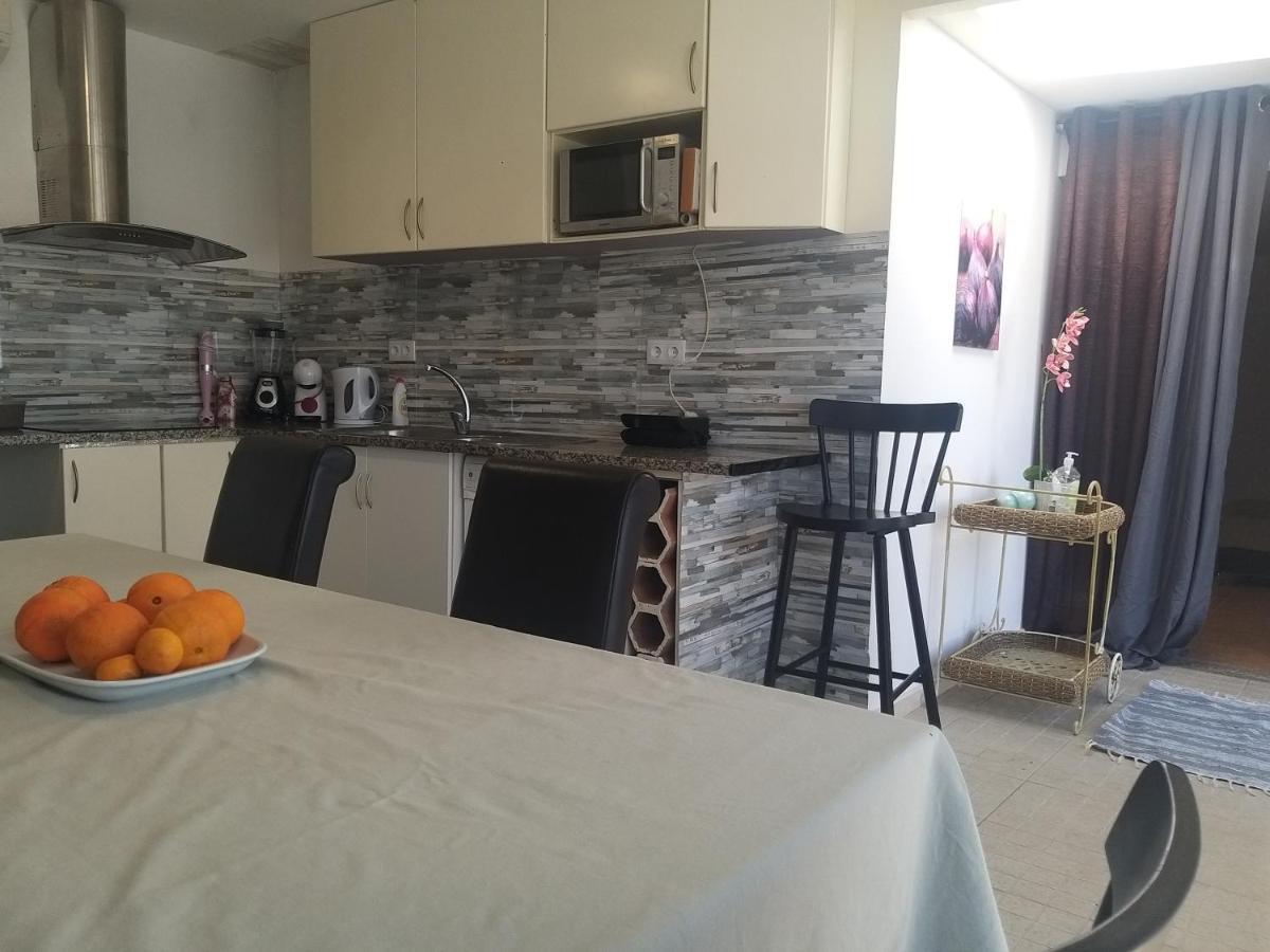 فيلا Impeccable 2-Bed House In فيانا دو كاستيلو المظهر الخارجي الصورة