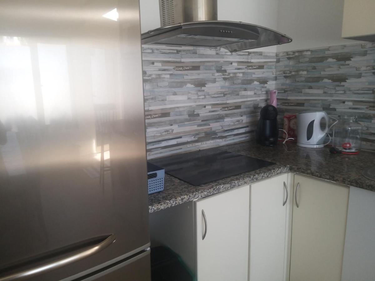 فيلا Impeccable 2-Bed House In فيانا دو كاستيلو المظهر الخارجي الصورة